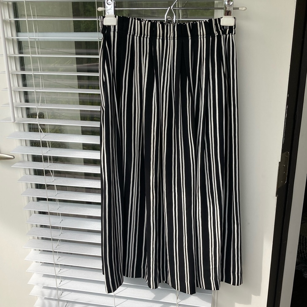 H&M skirt